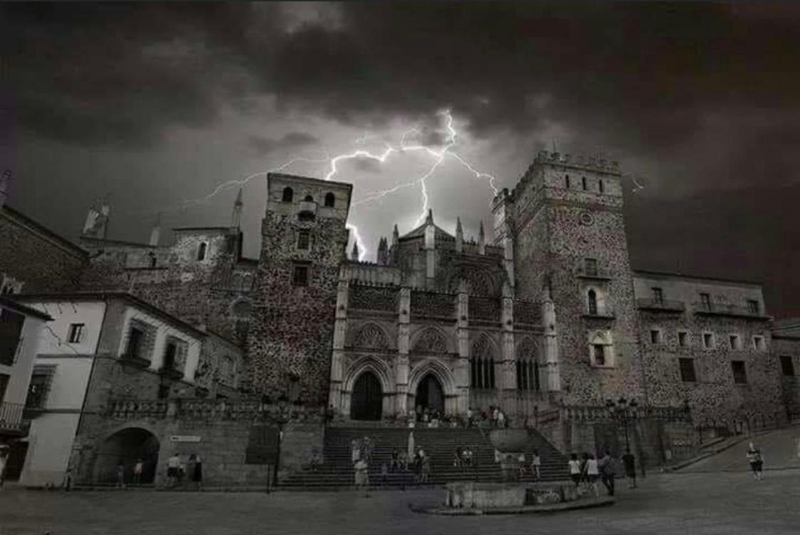 El Patio De Los Naranjos Guadalupe  Dış mekan fotoğraf